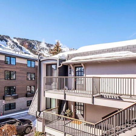 Chateau Dumont Unit 15, Spacious Top Floor Condo, Two Blocks From Aspen Mountain Exterior photo